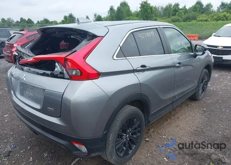 2020 Mitsubishi Eclipse Cross Le 1.5T Awc z USA, uszkodzony, nr VIN JA4AT4AA0LZ028045